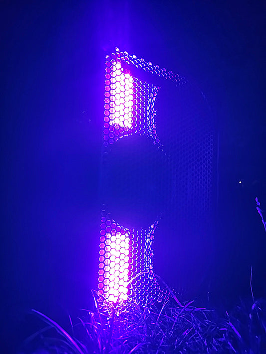 Ultraviolet "GLOW IN THE DARK" lys